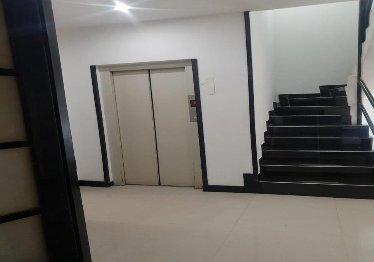 Hotel Tower - Embajada Americana Bogotá Zewnętrze zdjęcie